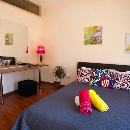 Plaza Beachfront Apt 2 Superhost