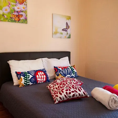 Plaza Beachfront Apt 2 Superhost