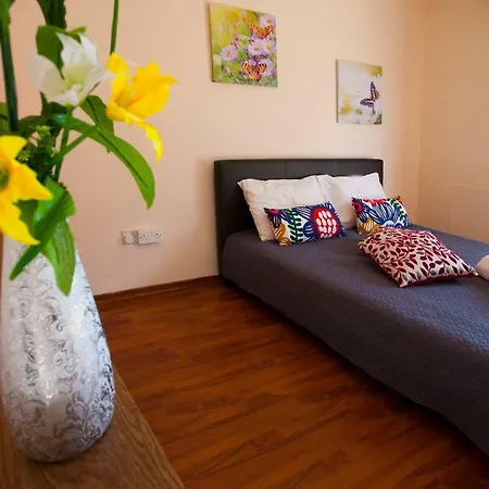 Plaza Beachfront Apt 2 Superhost